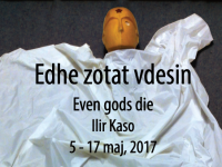 Edhe zotat vdesin, artisti “vret” diktatorin