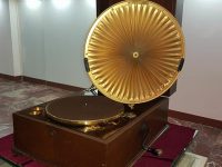 “Magjia e Gramofonit”, ekspozohet koleksioni i rrallë