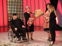 “Sot jam 68 vjeç. Sëmundja po më mund, ndaj më fal që të shtova thinjat”, – letra e këtij bashkëshorti do t’ju përlotë