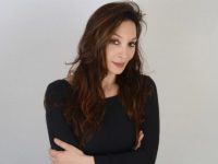 Ornela Vorpsi: Jeta e një gruaje të bukur në diktaturë