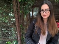 Gjumi i drekës mbi aurat e Belfjores