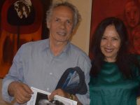 Tavani yt ka ngjyrën e të gjelbërtës (Për Yllka Mujon)