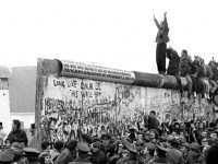 Muret bien, kur njerëzit nuk mund t’ i durojnë ato