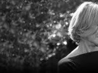 𝗚𝗼𝘁𝗮 𝗯𝗼𝘀𝗵𝗲 nga 𝗟𝗼𝘂𝗶𝘀𝗲 𝗚𝗹𝘂̈𝗰𝗸 me përkthim të Edon Qesarit