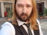 “Mall Burri” dhe një Kastro i paqetë mesazhesh të forta: Gjenetikisht jemi komb i dhunshëm, harxhojmë energji duke folur kot!